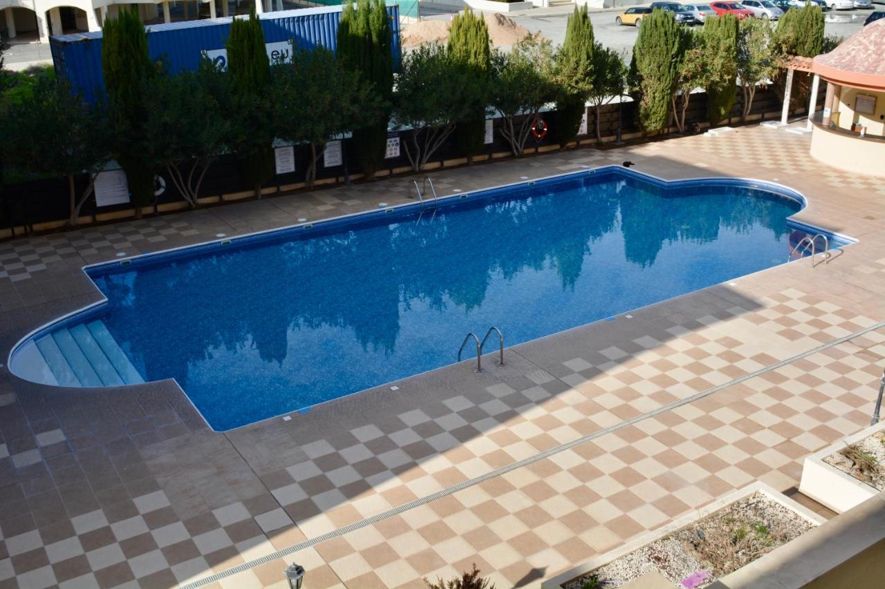 Queens Gardens - Kato Paphos - Next To Kings Ave Mall --- By Yiota エクステリア 写真